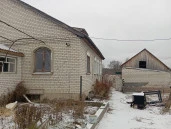 Жилой дом с подвалом площадью 297 кв. и земельным участком площадью 1 243 кв. м в р.п. им. В.И. Ленина Ульяновской области